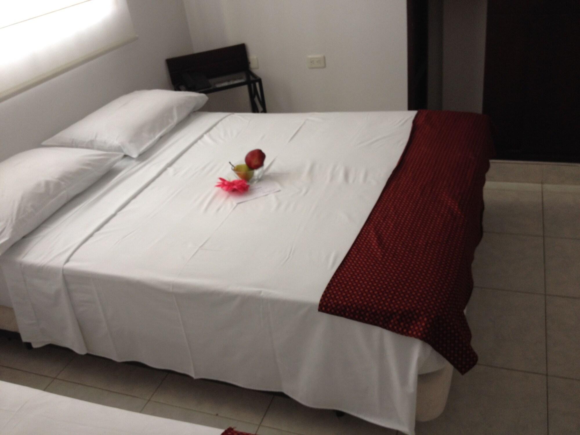 נייבה Hotel Casa Pablo מראה חיצוני תמונה