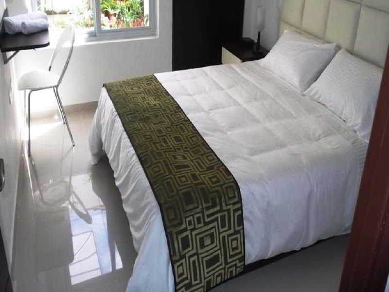 נייבה Hotel Casa Pablo מראה חיצוני תמונה
